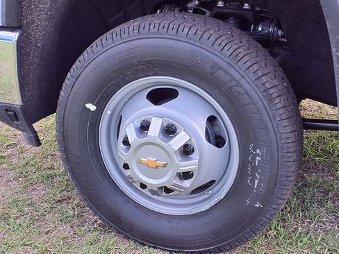 New 2026 Chevrolet Silverado 3500 W/T AWD/4WD image 23