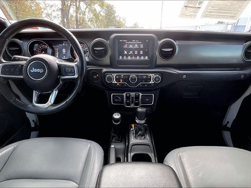 Used 2020 Jeep Gladiator Sport w/ Quick Order Package 24S image 16