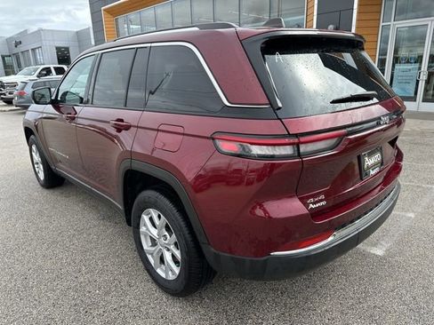 Used 2024 Jeep Grand Cherokee Limited AWD/4WD image 8
