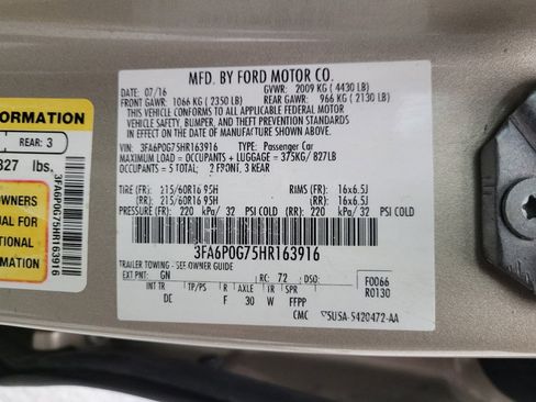 Used 2017 Ford Fusion S image 33