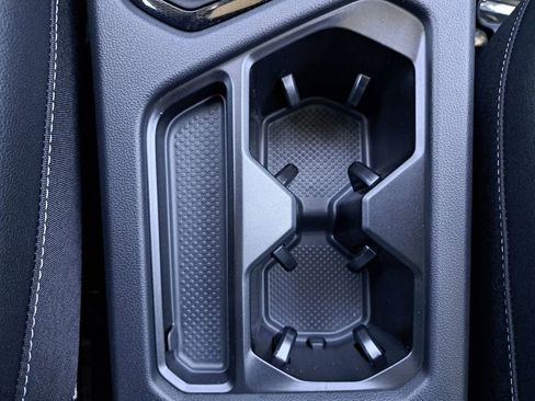 New 2025 Volkswagen Taos SEL image 25