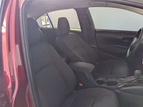 Used 2023 Toyota Corolla LE image 24