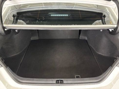 Used 2022 Toyota Camry SE image 12