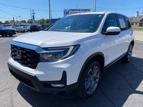 Used 2023 Honda Passport EX-L image 8