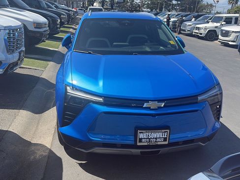 Used 2024 Chevrolet Blazer EV LT AWD/4WD image 7