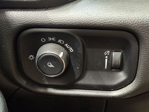 Used 2022 RAM 2500 Tradesman AWD/4WD image 31