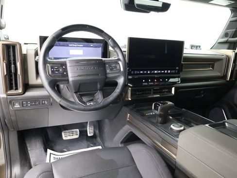 Used 2024 GMC Hummer EV 2X w/ LPO, Illumination Package image 10