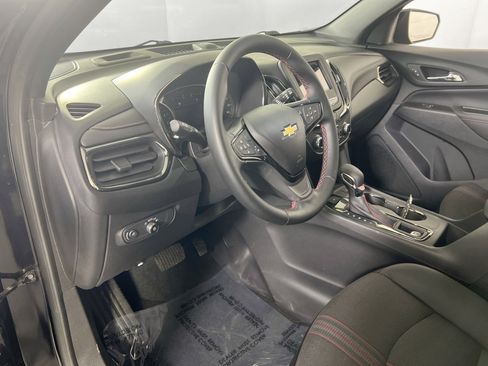 Used 2023 Chevrolet Equinox RS image 9