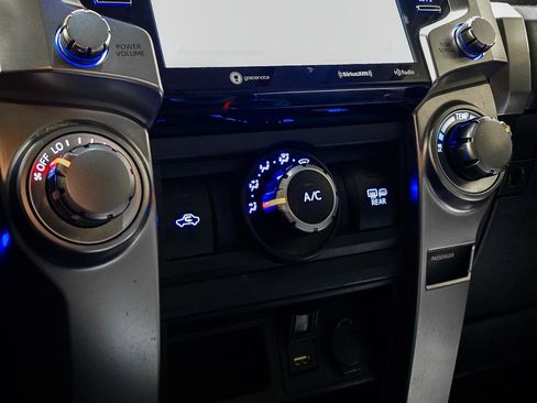 Used 2023 Toyota 4Runner SR5 Premium image 30