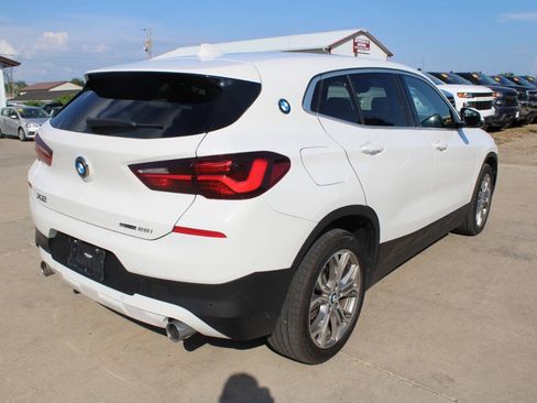 Used 2022 BMW X2 sDrive28i w/ Convenience Package FWD image 2
