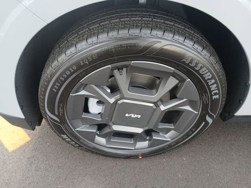 New 2026 Kia Carnival EX image 10