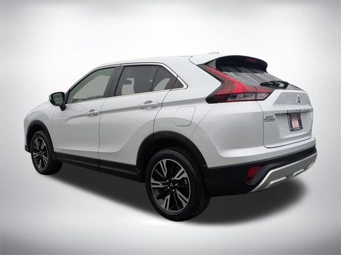 Used 2023 Mitsubishi Eclipse Cross SE image 5
