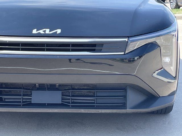 Used 2025 Kia K4 FWD image 7