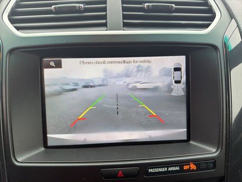 Used 2016 Ford Explorer XLT w/ Equipment Group 201A image 25