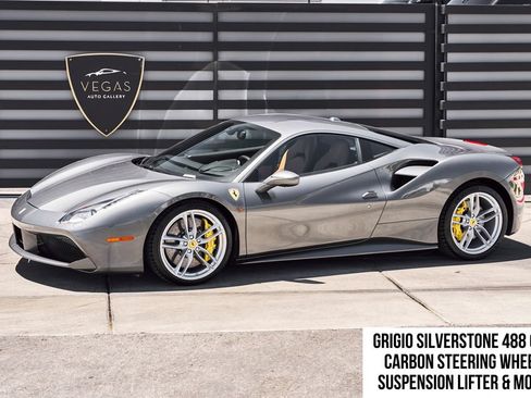 Used 2018 Ferrari 488 GTB RWD image 1