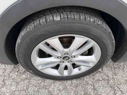 Used 2013 Hyundai Santa Fe Sport 2.0T AWD/4WD image 9