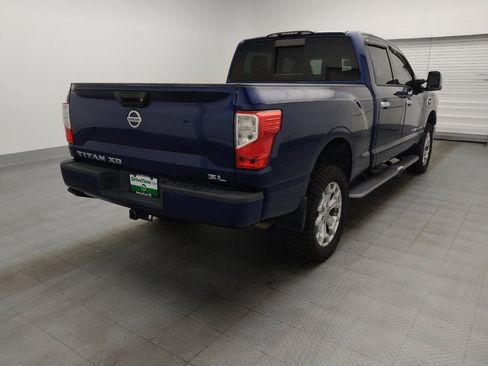 Used 2017 Nissan Titan SL RWD image 9