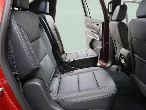 New 2026 Chevrolet Traverse LT w/ LPO, Floor Liner Package image 31