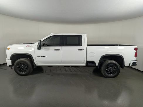 Used 2022 Chevrolet Silverado 3500 LTZ w/ LTZ Plus Package AWD/4WD image 5