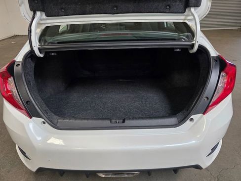 Used 2020 Honda Civic Sport image 16