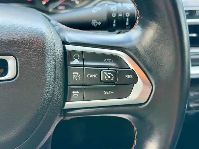 Used 2022 Jeep Compass Limited AWD/4WD image 18