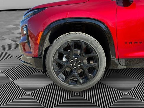 New 2026 Chevrolet Traverse RS image 9