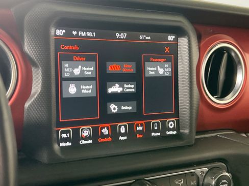 Used 2022 Jeep Gladiator Rubicon w/ Cold Weather Group image 20