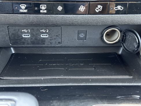 Used 2025 Mitsubishi Outlander SE FWD image 30