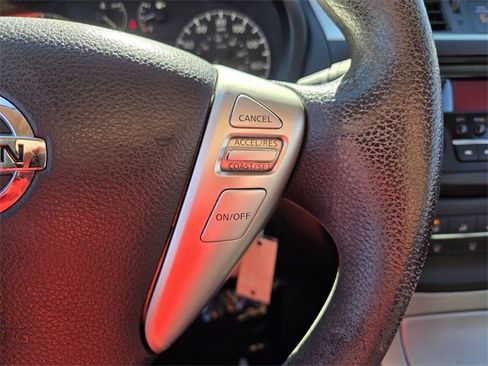 Used 2015 Nissan Sentra S image 26
