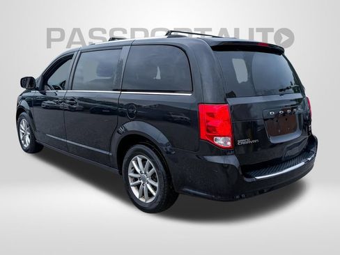 Used 2019 Dodge Grand Caravan SXT FWD image 3