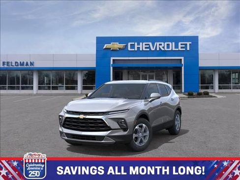 New 2026 Chevrolet Blazer LT w/ Convenience Package FWD image 8
