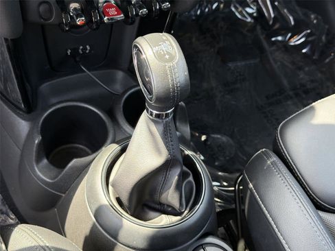 Used 2018 MINI Cooper S FWD image 18