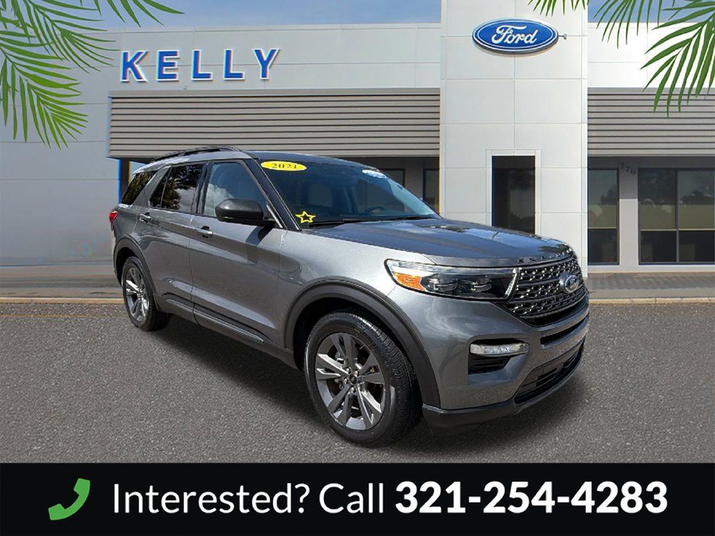 Used 2021 Ford Explorer XLT w/ Equipment Group 202A RWD image 7