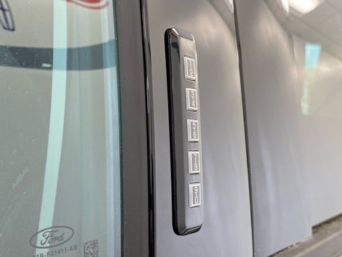 New 2026 Ford F250 XLT w/ XLT Premium Package AWD/4WD image 15