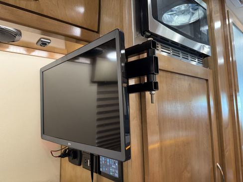 Used 2022 Mercedes-Benz Sprinter 3500 image 33