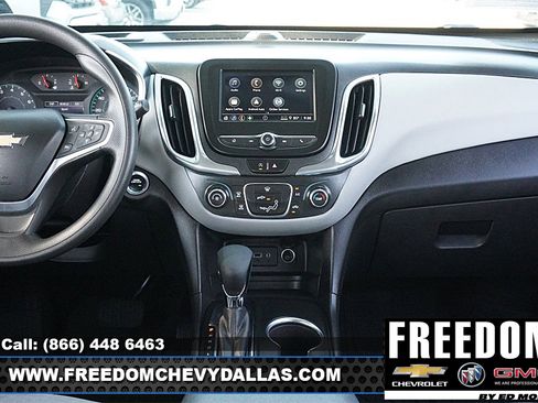 Used 2022 Chevrolet Equinox LS w/ LPO, Floor Liner Package FWD image 15