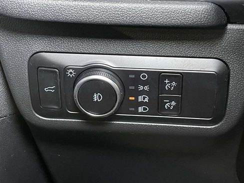 Used 2025 Ford Escape ST-Line Select AWD/4WD image 34