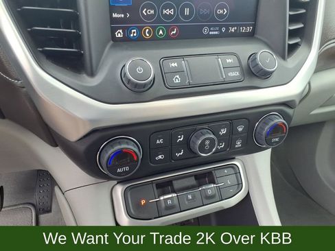 Used 2023 GMC Acadia SLT w/ Preferred Package AWD/4WD image 15