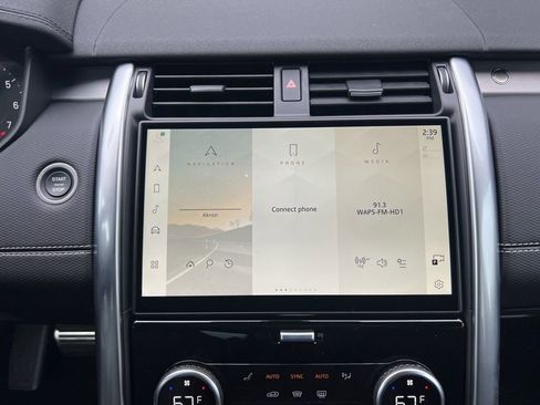 Used 2024 Land Rover Discovery Dynamic SE image 22