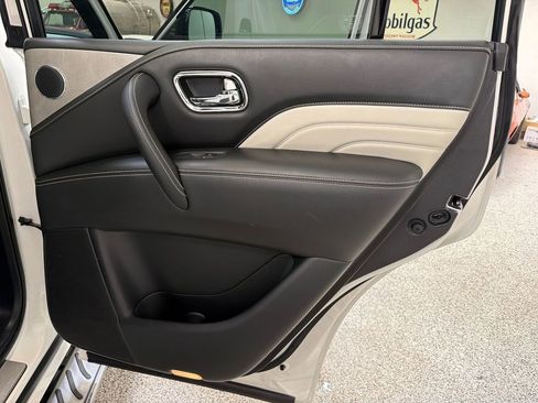 Used 2019 INFINITI QX80 Limited w/ All-Season Package AWD/4WD image 46