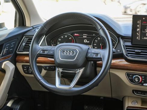 Certified 2023 Audi Q5 2.0T Premium w/ Convenience Package AWD/4WD image 18