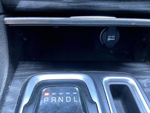 Used 2018 Chrysler 300 Touring w/ Sport Appearance Package image 31