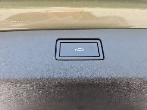 Used 2026 Volkswagen Tiguan SE R-Line AWD/4WD image 22