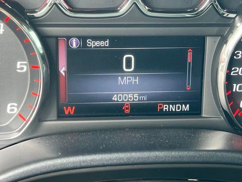 Used 2015 GMC Sierra 1500 SLT w/ SLT Crew Cab Value Package AWD/4WD image 45