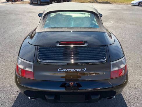 Used 2000 Porsche 911 Carrera 4 image 13