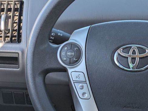 Used 2012 Toyota Prius V Three image 17