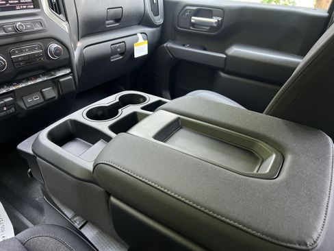New 2026 Chevrolet Silverado 2500 Custom w/ Custom Value Package AWD/4WD image 30