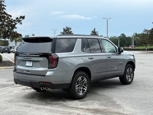 Used 2025 Chevrolet Tahoe Z71 AWD/4WD image 5