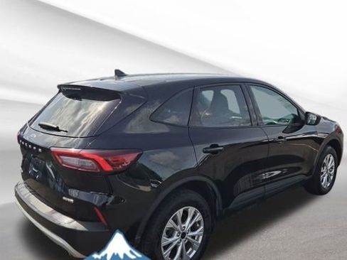 Used 2025 Ford Escape Active AWD/4WD image 6