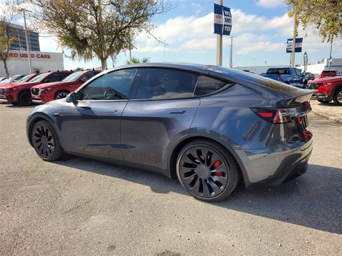 Used 2022 Tesla Model Y Performance image 6